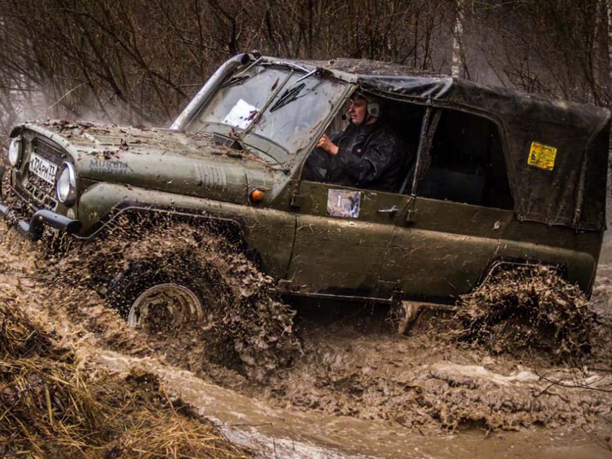Заезд на внедорожниках в Мытищи